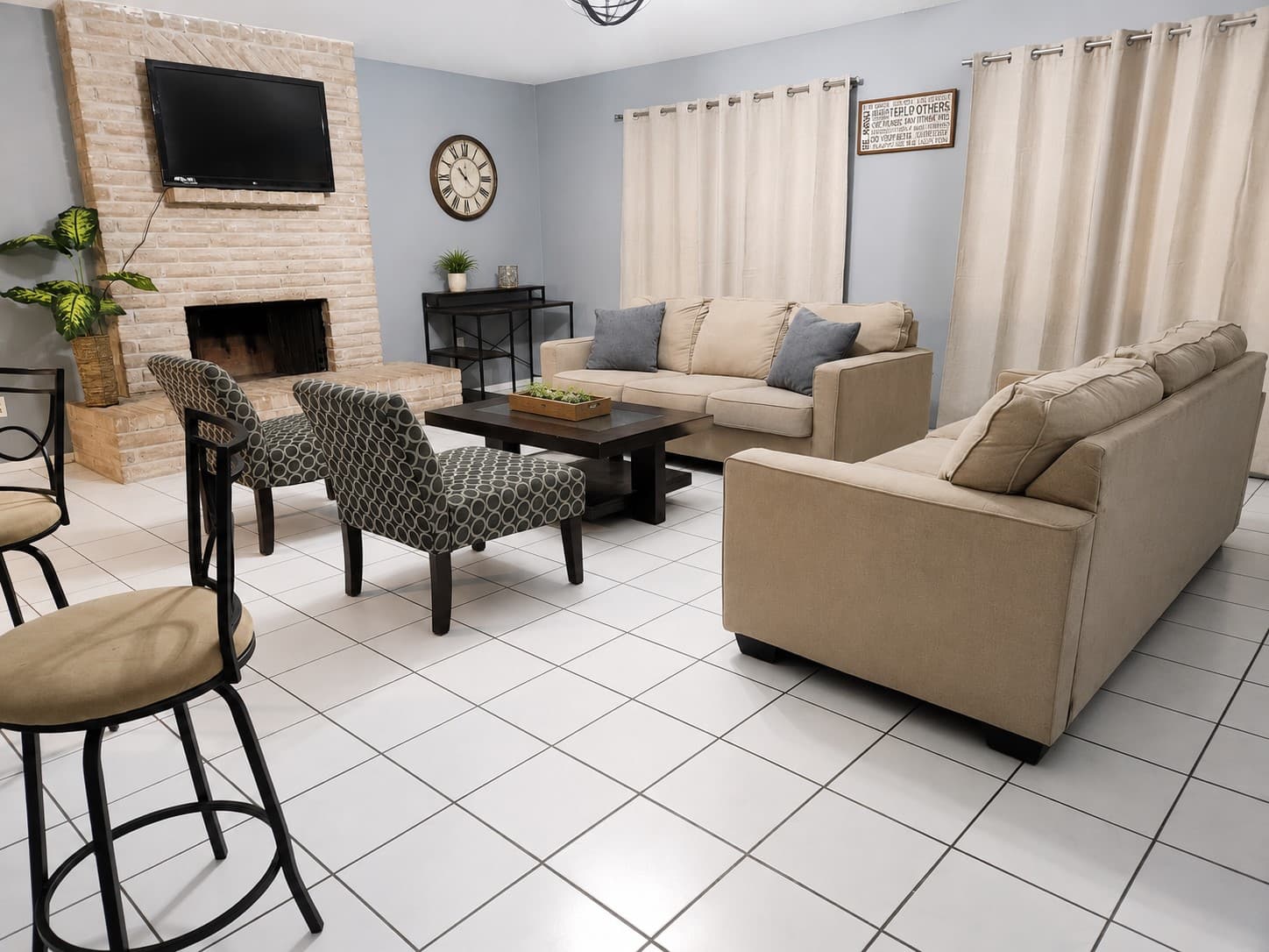 Living Room with Fireplace